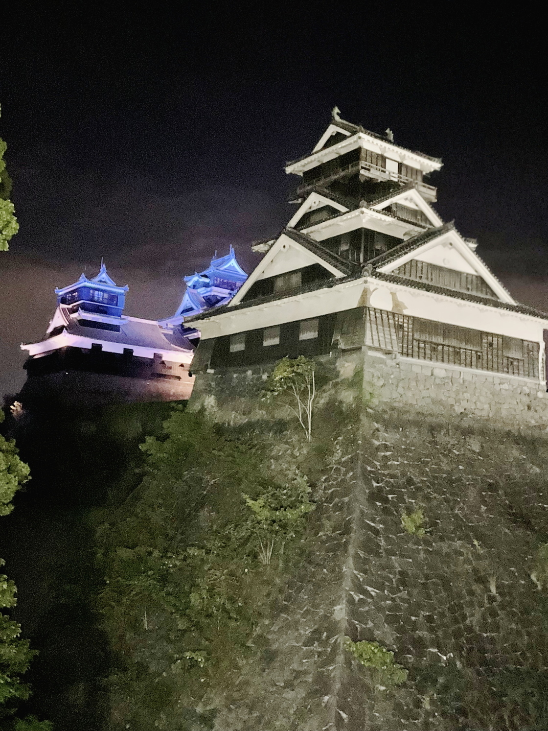 熊本城のライトアップ（２０２２年９月２３日）