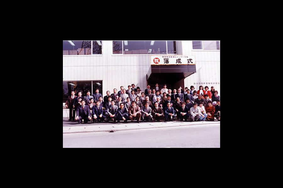 center4.jpg